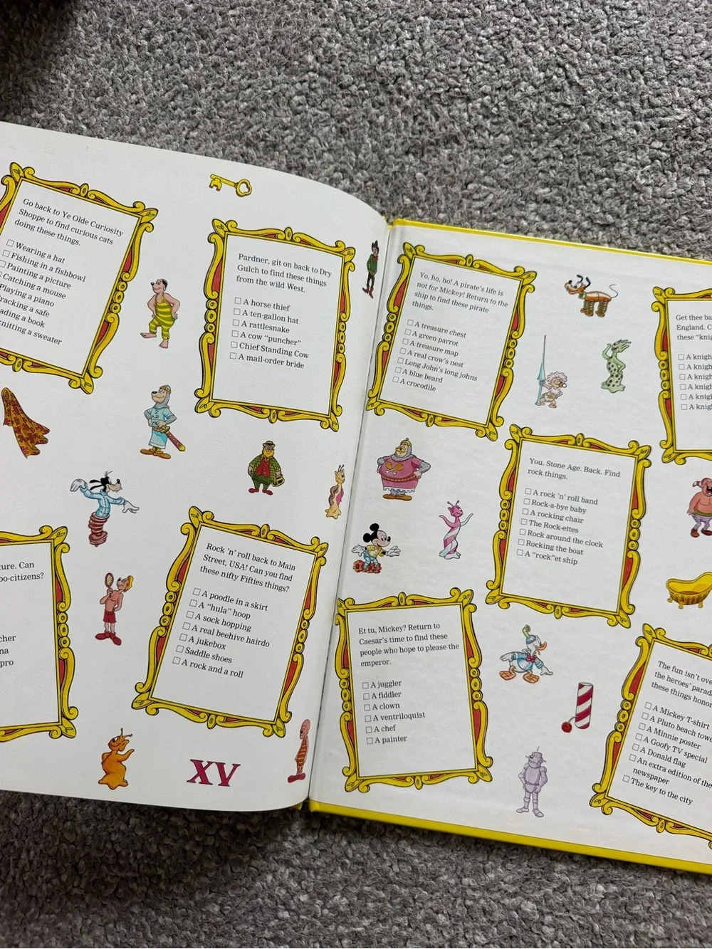 Walt Disney Mickey and Friends Look and Find Book